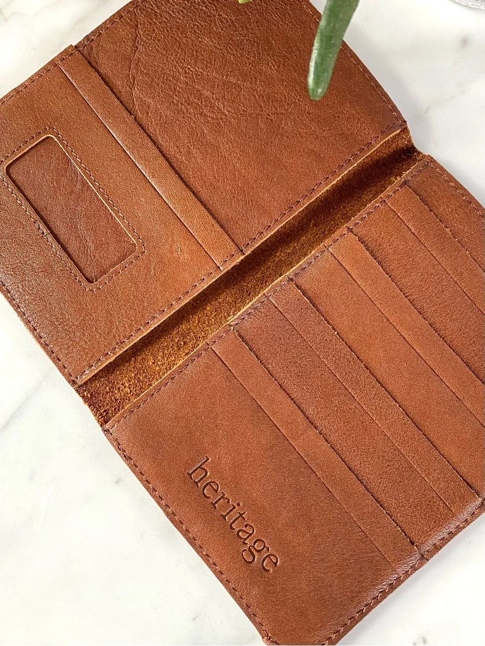 BANANA REPUBLIC- Heritage Embossed Brown Leather Passport Cover Wallet